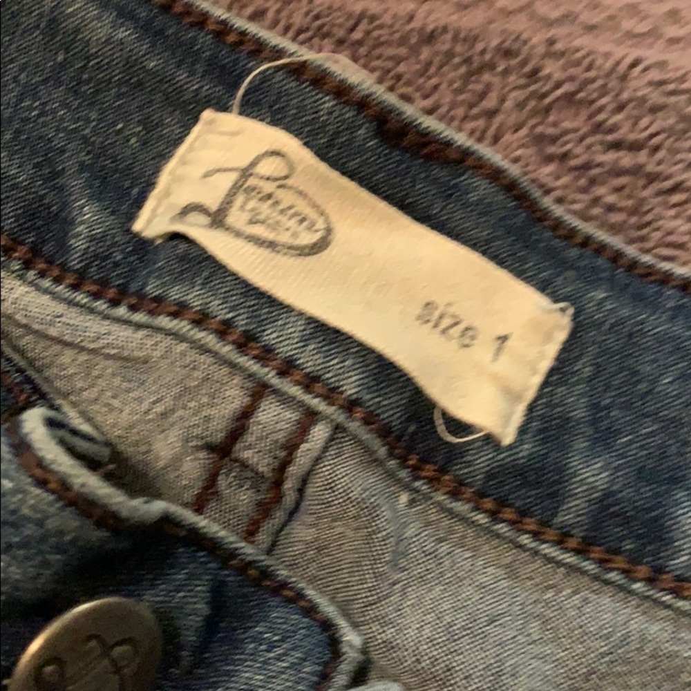 Jeans - Picture 3 of 3